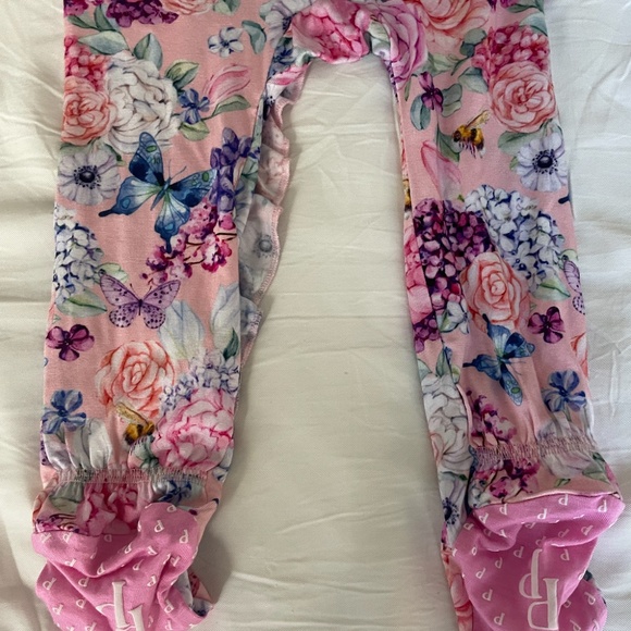 Posh Peanut Footie Ruffled Zippered One Piece (6-9M) - Picture 4 of 4